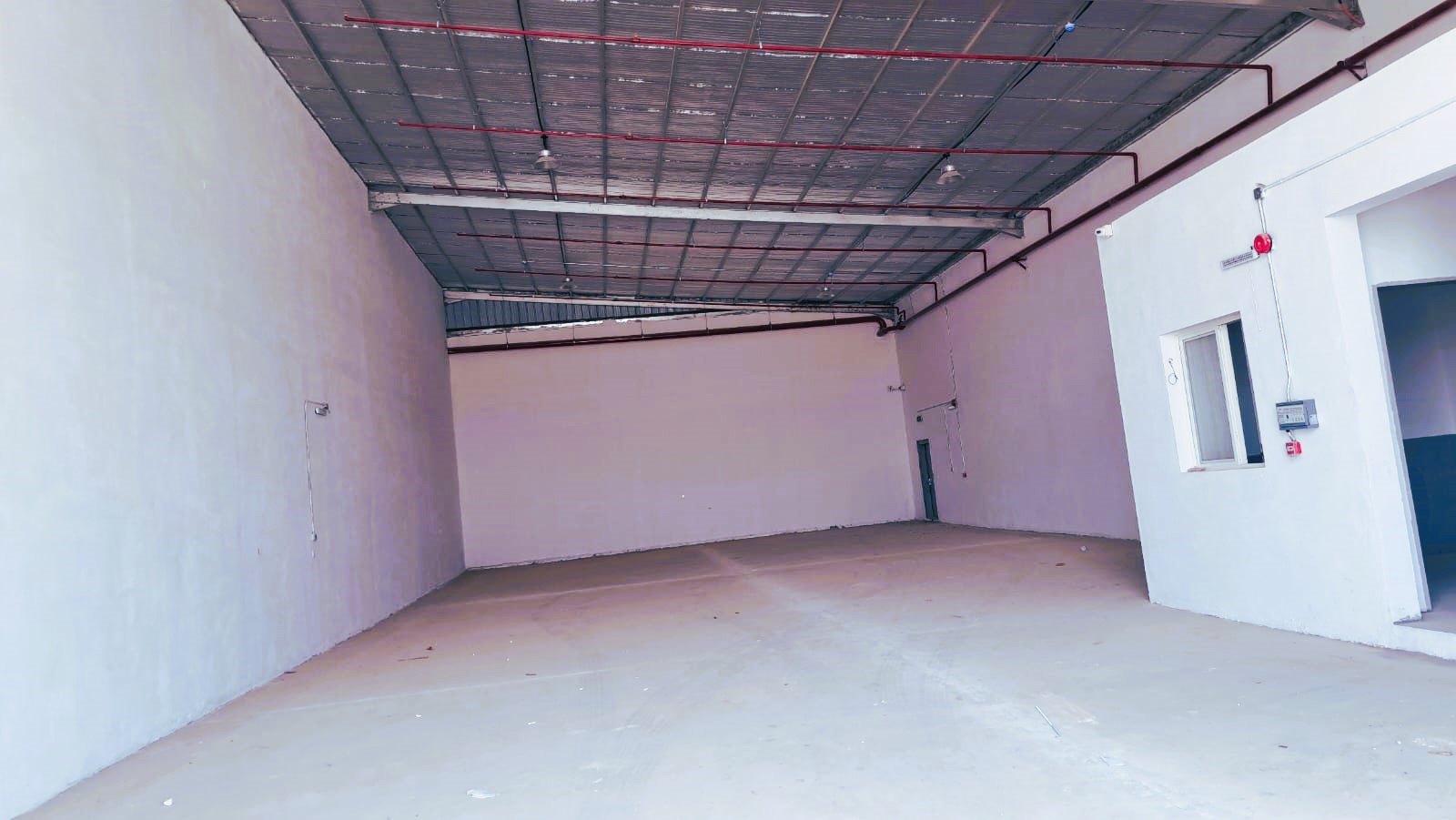 مستودعات للإيجار لتخزين البضائع العامة العنوان الرياض حي الغنامية طريق الحائر . - 4