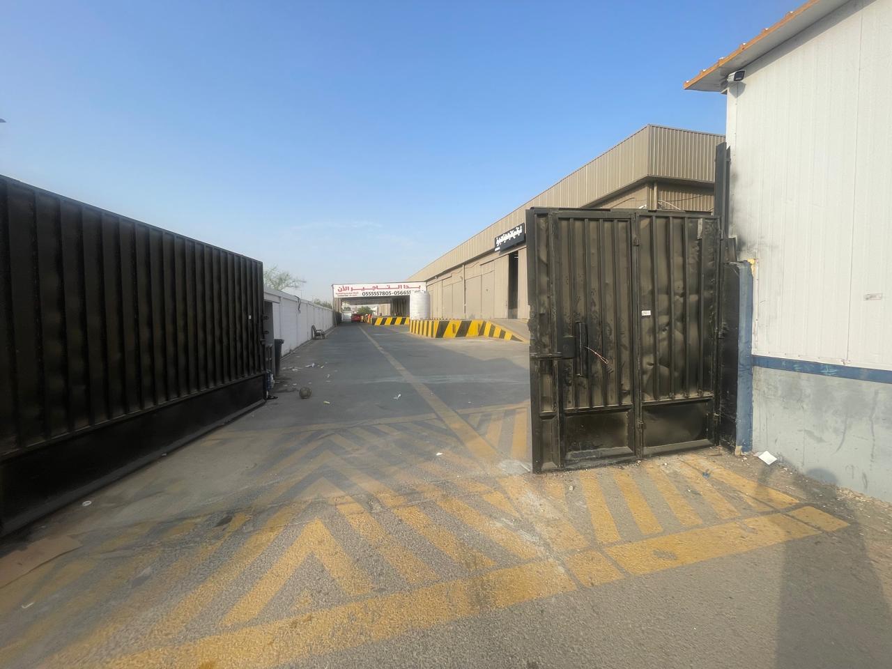 مستودع للإيجار كبير ونادر في جدة حي المحجر - 2