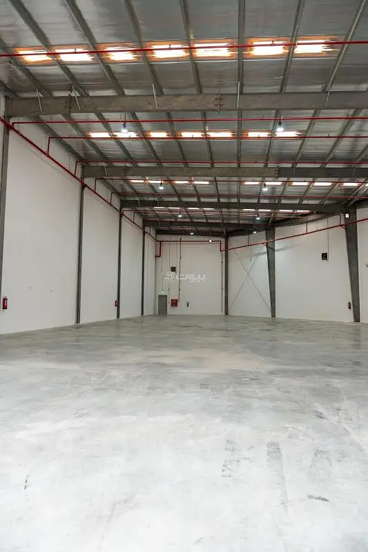 مستودع للإيجار في حي البرية، الرياض - 1